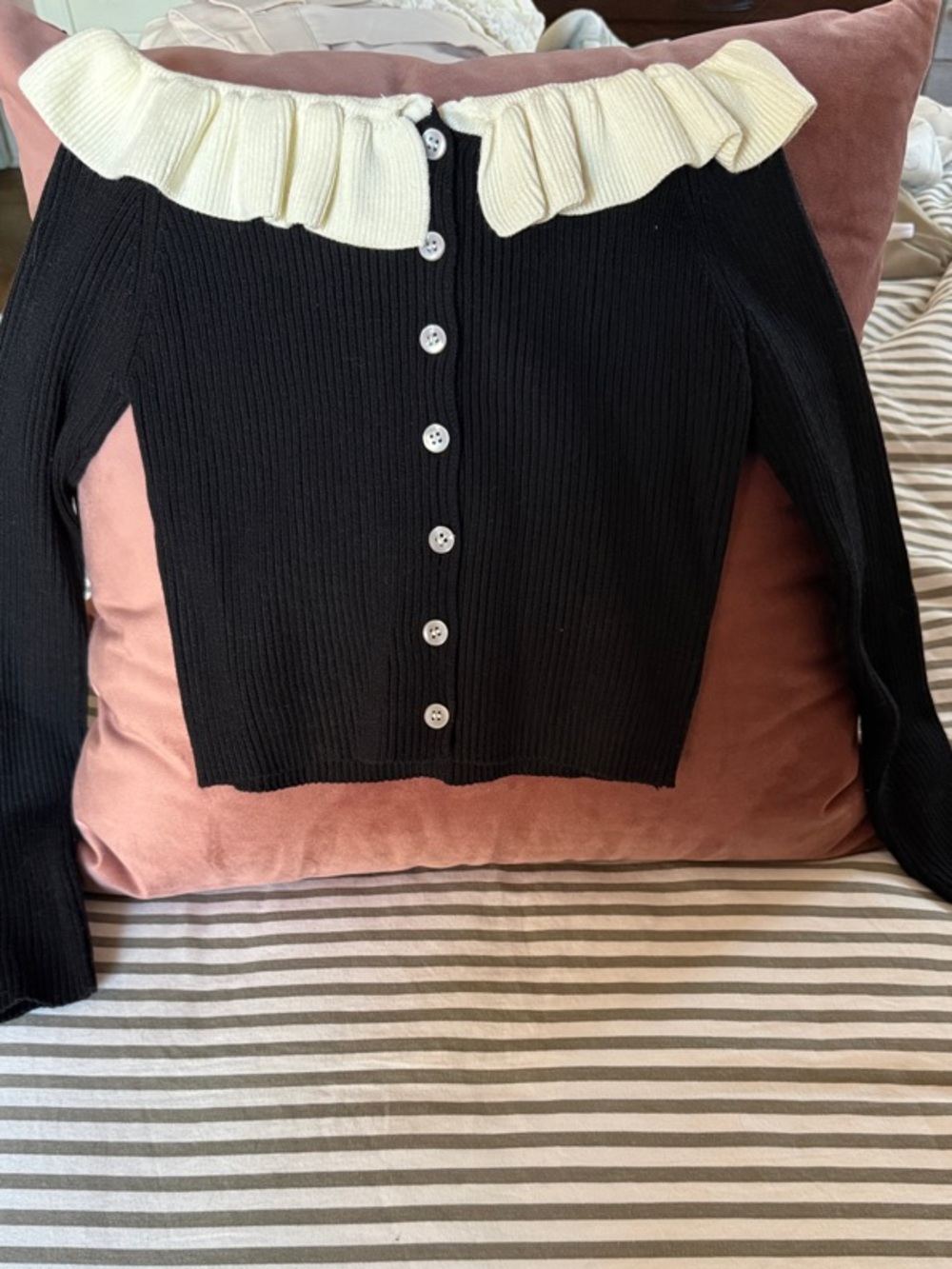 ❌SOLD❌Black Ribbed Button-Up Cardigan with Cream Ruffle Collar - Picture 2 of 4